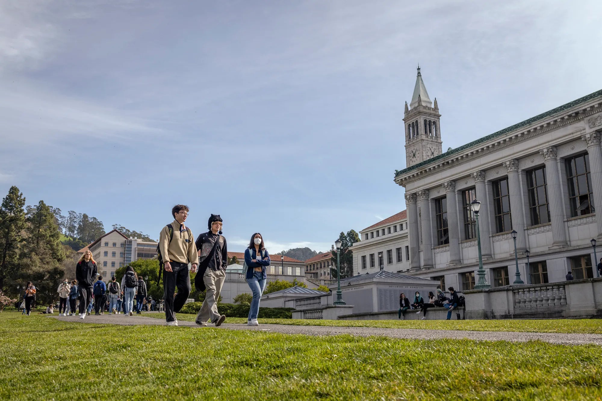 Happy Tassel | UC Berkeley Undergraduates and Post Graduates Student Housing 