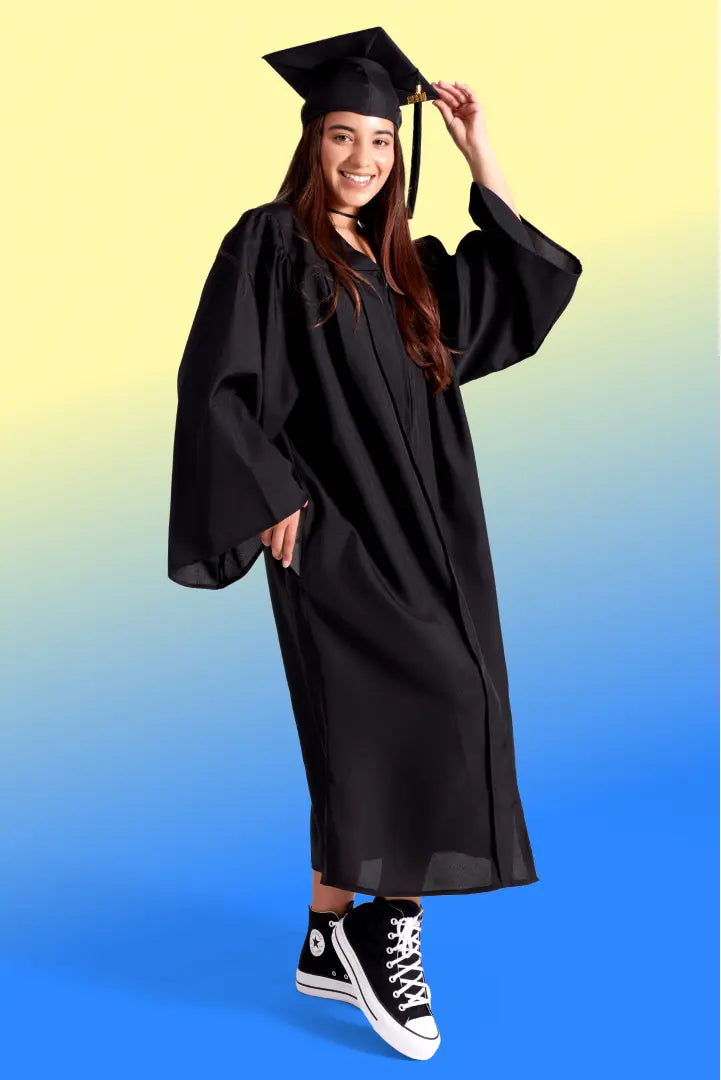HAPPY TASSEL | UC Berkeley Bachelor's Regalia Set, include bachelors gown with pockets, mortarboard cap, and tassel with year charm.