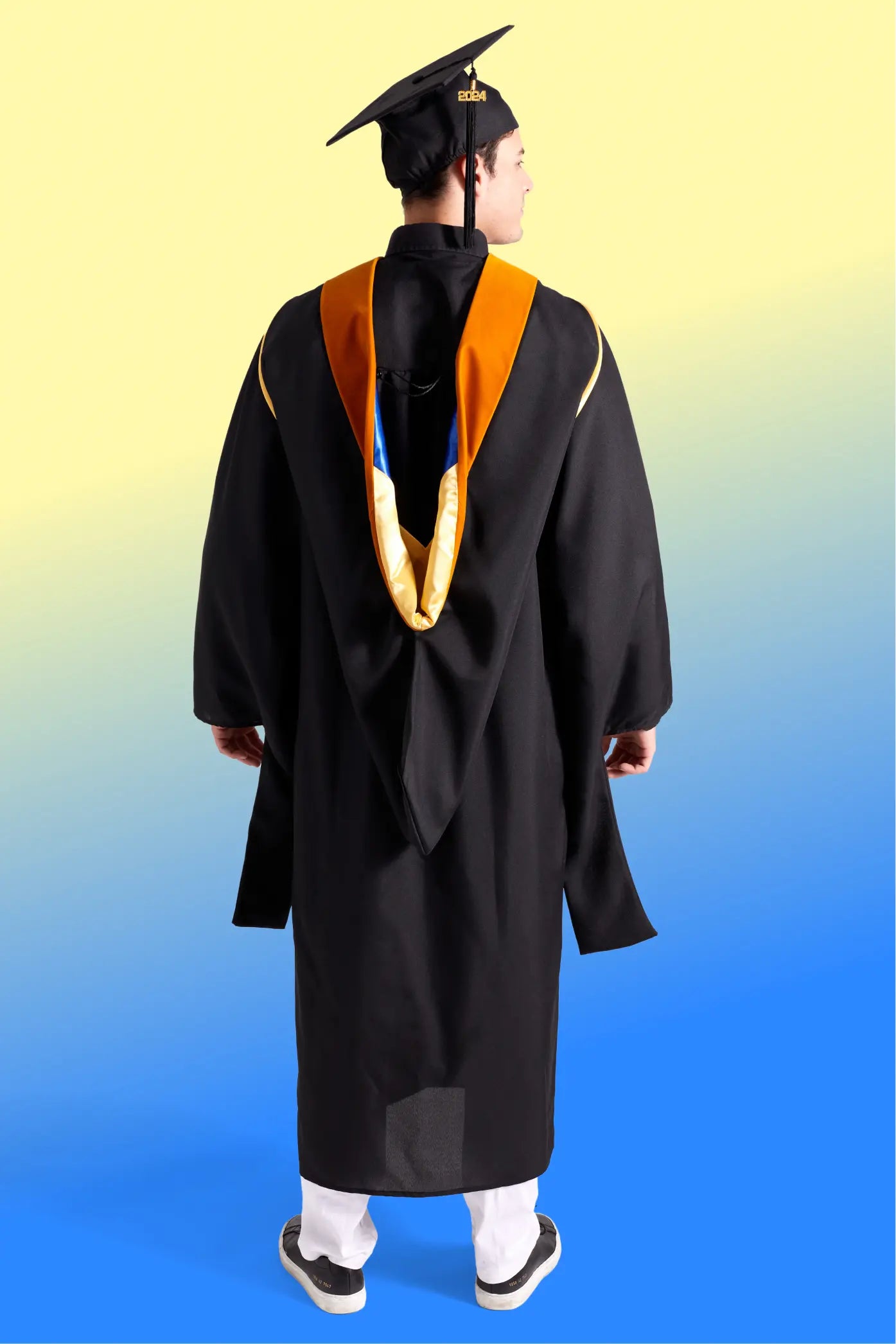 HAPPY TASSEL | UC Riverside Master's Regalia Set, include bachelors gown with pockets, mortarboard cap, and tassel with year charm.