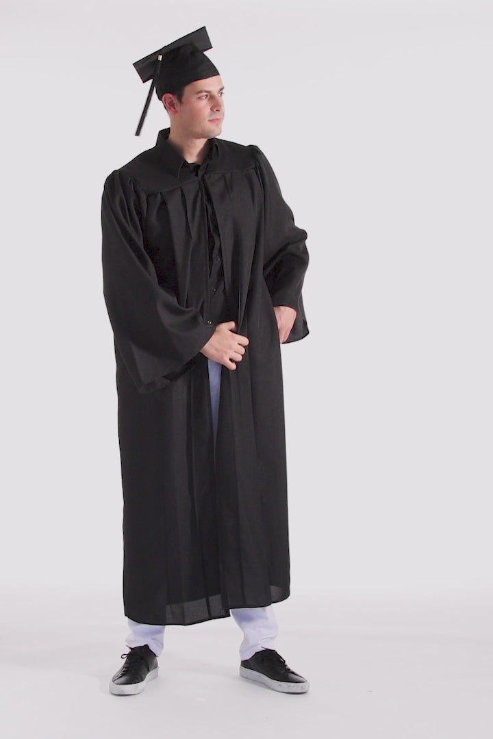 HAPPY TASSEL | University of Colorado Bachelor's Regalia Set, include bachelors gown with pockets, mortarboard cap, and tassel with year charm.